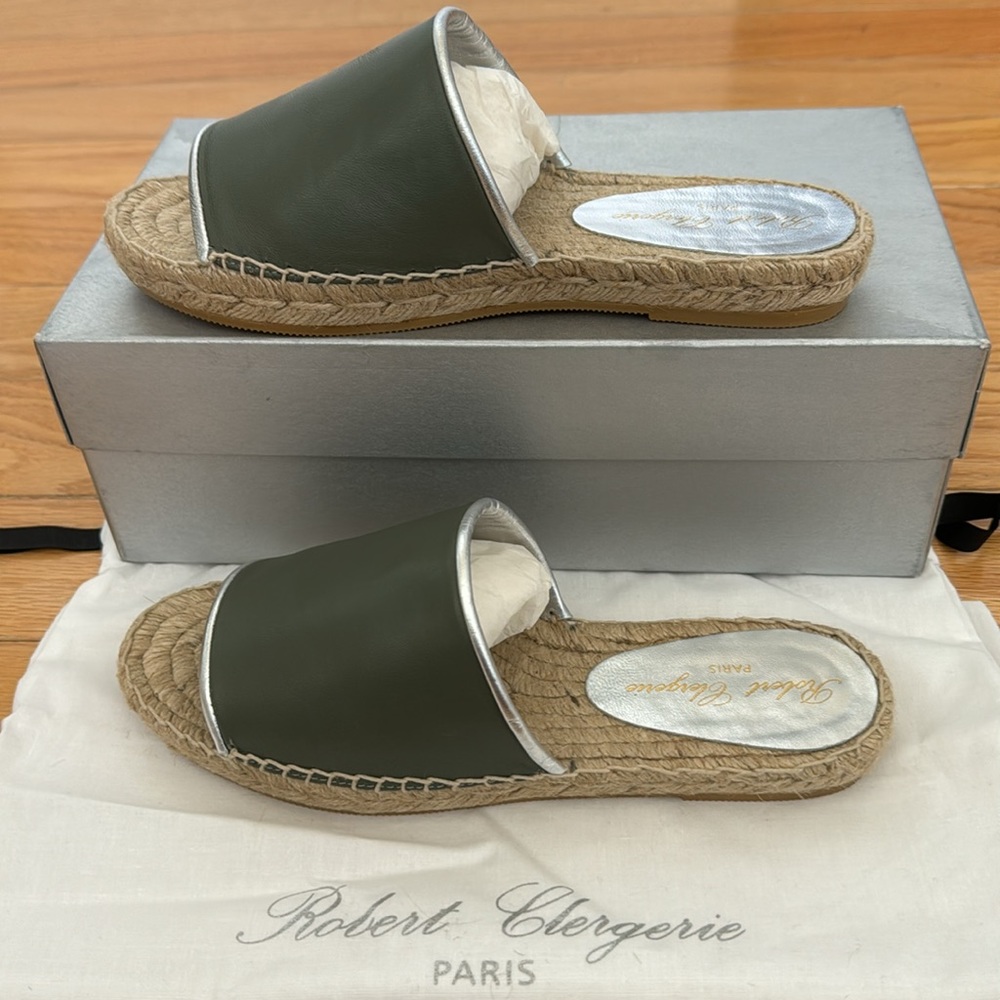 Robert Clergerie Paris espadrilles.37/6.5.Green soft leather w/silver trim.New
